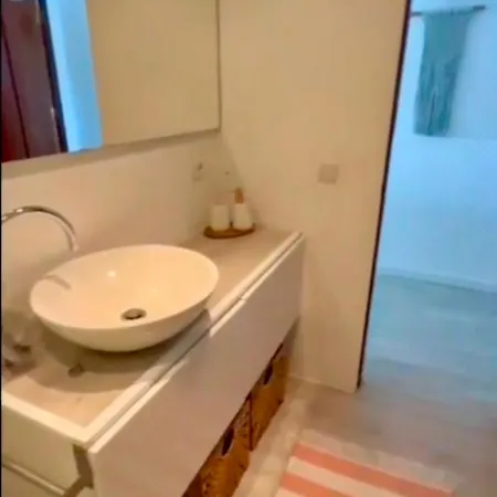 Casa *